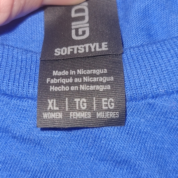 Gildan Softstyle Blue T-Shirt - Picture 2 of 2